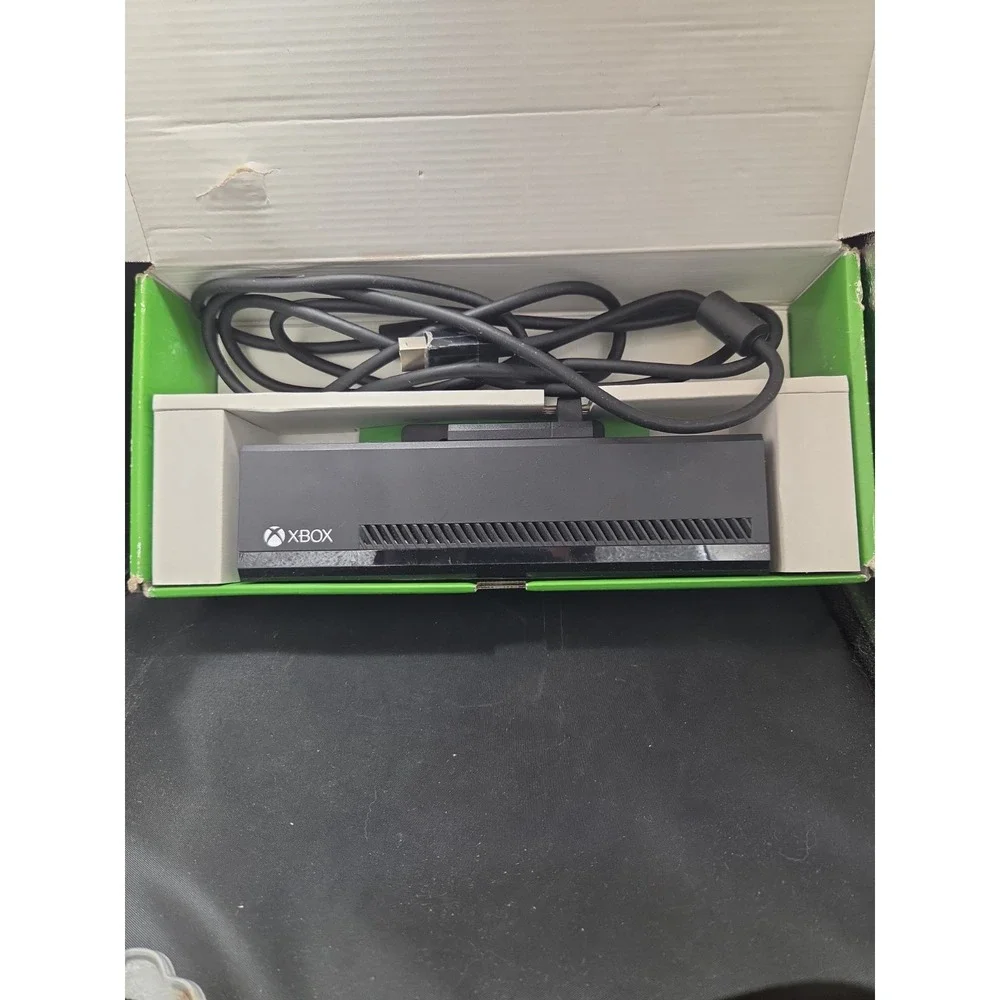 Microsoft Xbox One Kinect Sensor - Model 1520 CIB